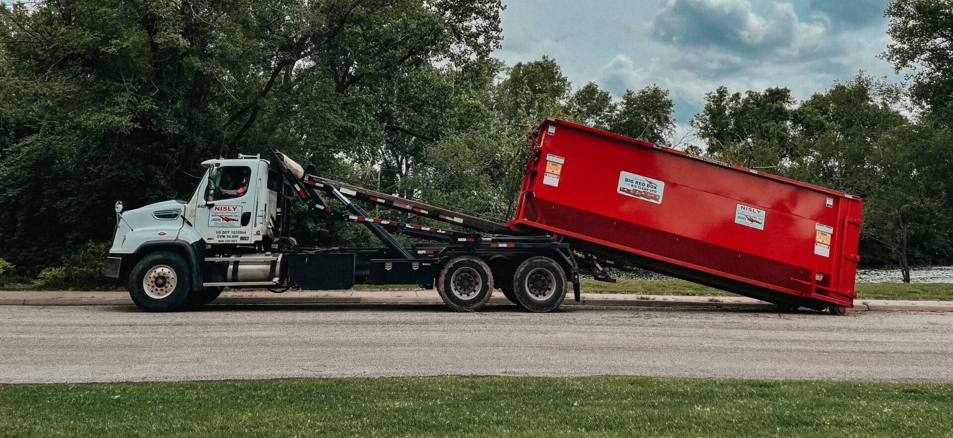 Dumpsters for rental in Kansas
