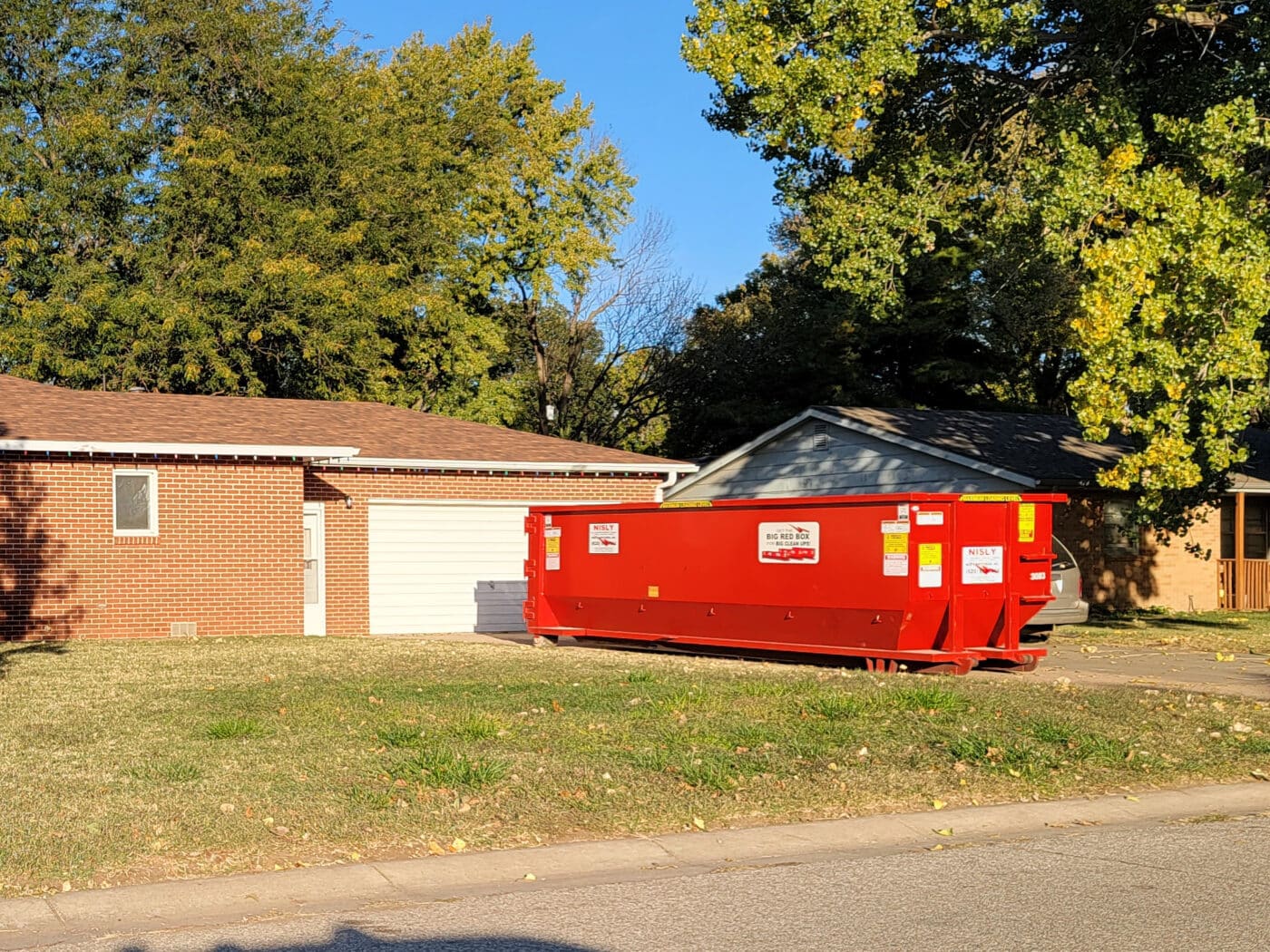 30-Yard Dumpster For Trash Cleanup In Hutchinson, Kansas - Nisly