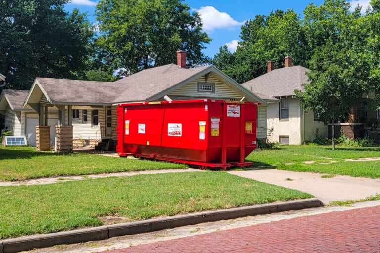 40 yard dumpster in Hutchinson